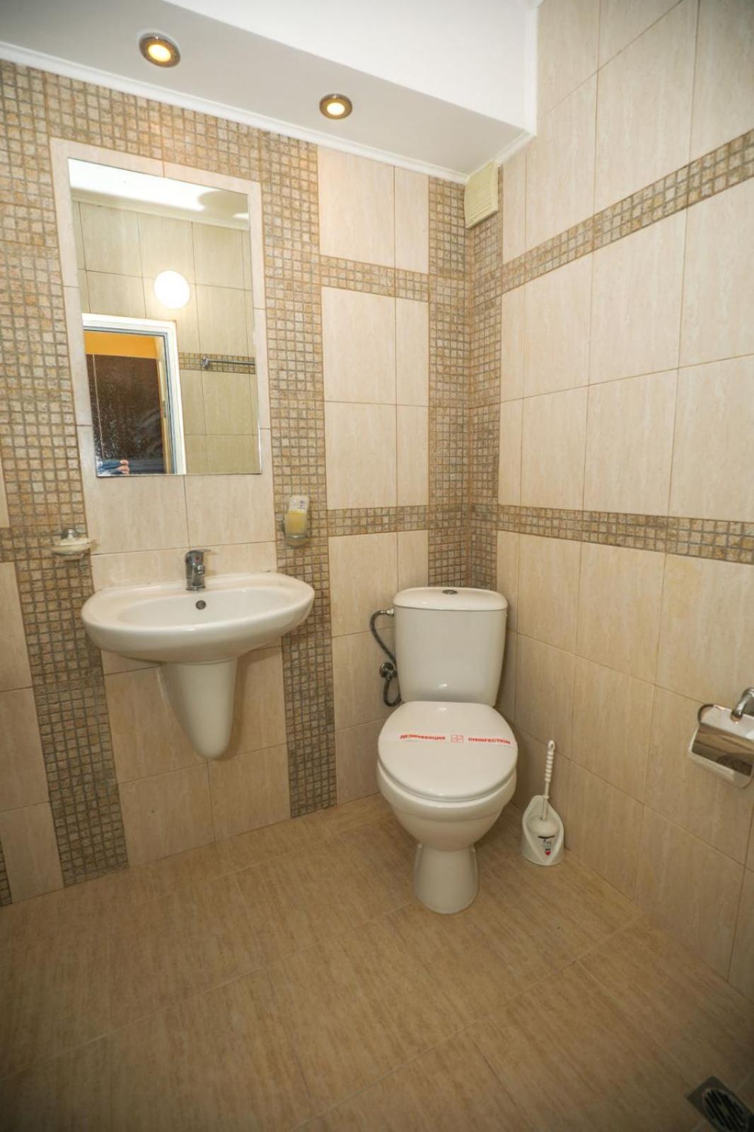 Family Hotel White House Pomorie Esterno foto