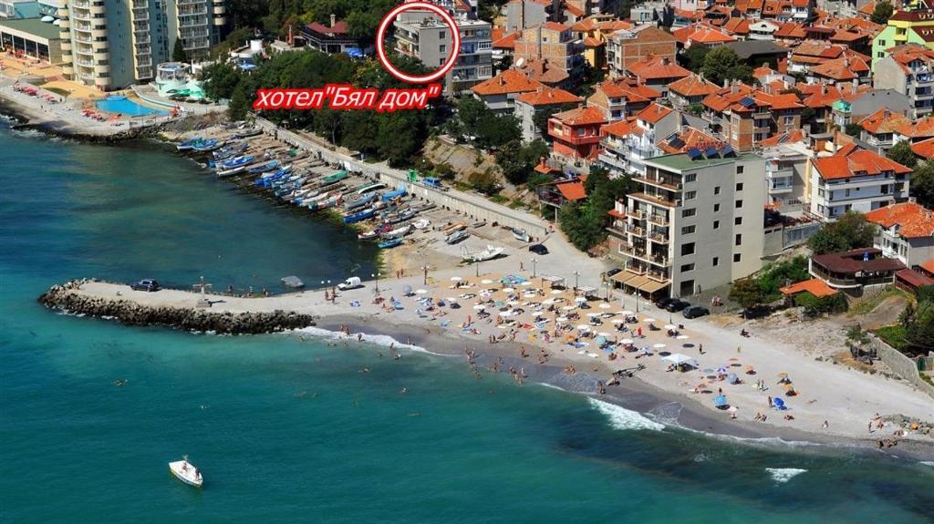 Family Hotel White House Pomorie Esterno foto
